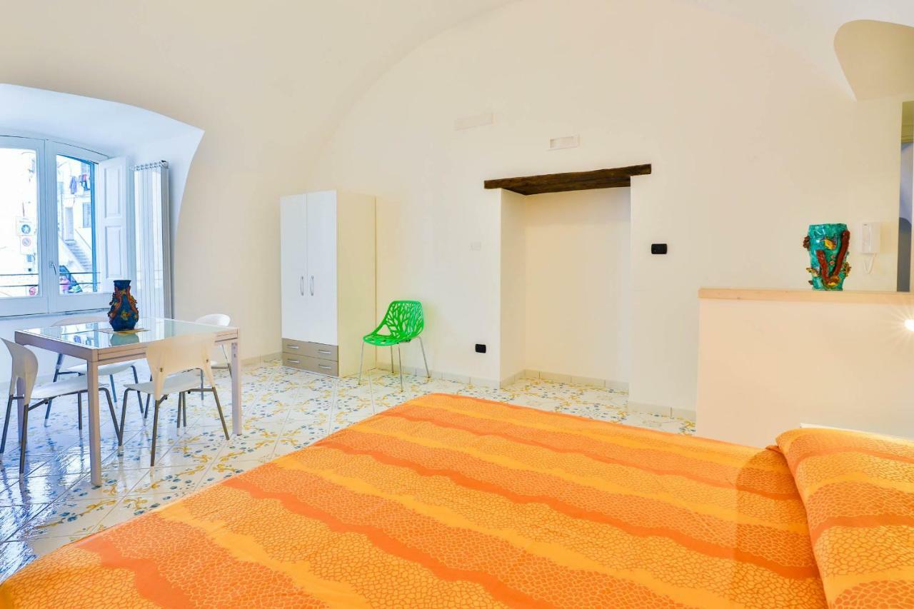 Della Monica Rooms Vietri Kültér fotó